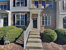 47 Ledgerstone Ln in Greensboro, NC - Building Photo