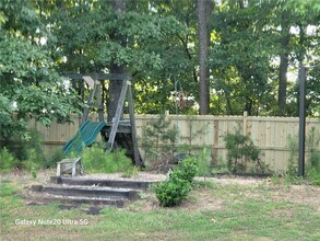 318 Bridgewood Dr SE in Conyers, GA - Building Photo - Building Photo