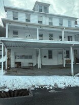 105 W Ridge St in Nesquehoning, PA - Building Photo