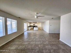 43256 Carol Dr in Lancaster, CA - Building Photo - Building Photo