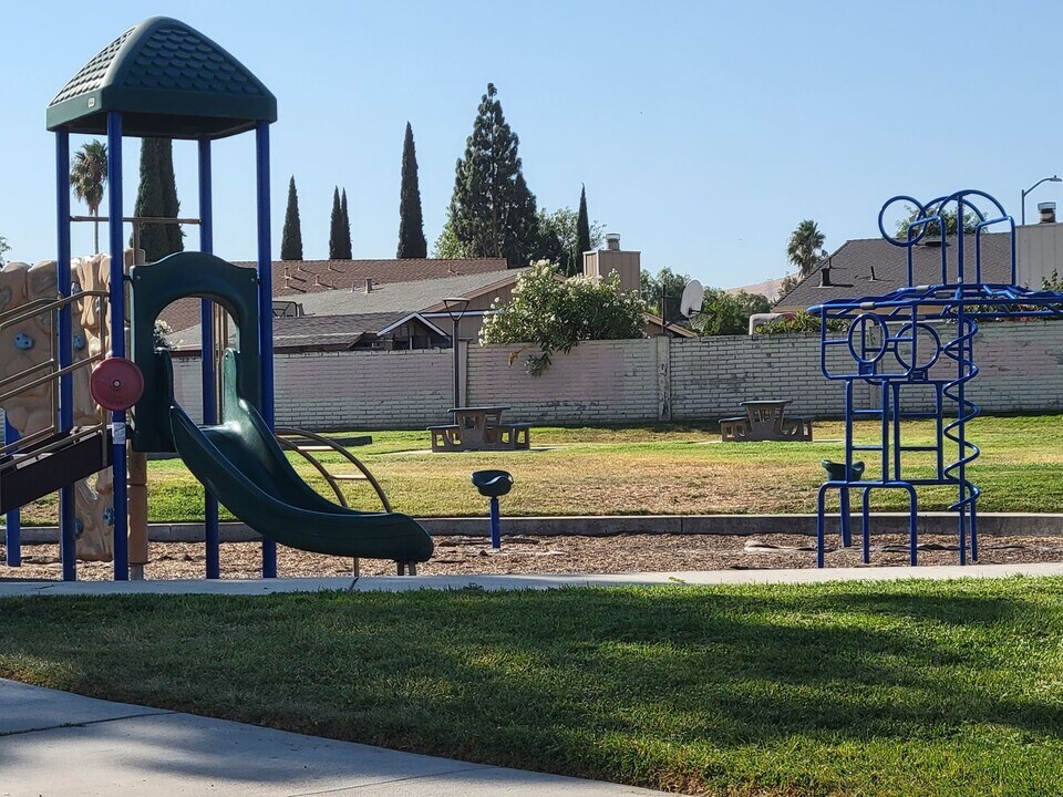 37 Washington St-Unit -1 in Bay Point, CA - Building Photo