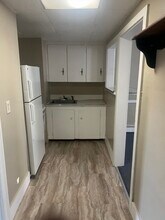 40 W Broadway in Derry, NH - Building Photo - Building Photo