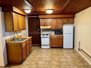 117 N Shamrock St in East Alton, IL - Foto de edificio - Building Photo
