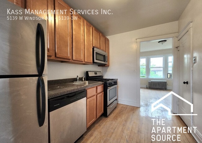 5139 W Windsor Ave, Unit 2W, Unit 2W