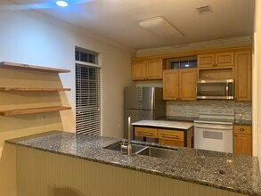 5000 Park Ave, Unit 202 in Nashville, TN - Building Photo - Building Photo