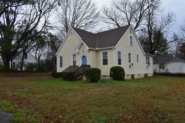 property at 200 BOWEN ST