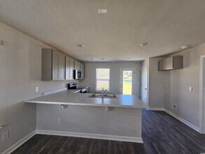 86 Cambridge Dr in Tabor City, NC - Building Photo - Building Photo