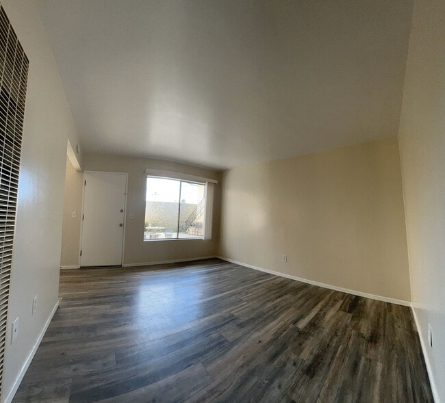609 North Freeman Street, Unit B in Oceanside, CA - Building Photo - Building Photo