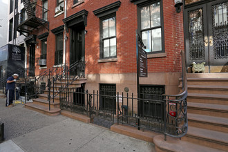 342 W 15th St in New York, NY - Foto de edificio - Building Photo