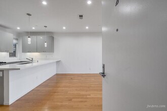 1280 Hampshire St in San Francisco, CA - Building Photo - Building Photo