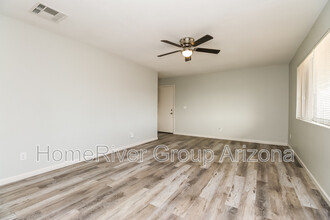 512 S 75th Pl in Mesa, AZ - Building Photo - Building Photo