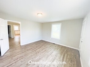 909 Harris St in Burlington, NC - Building Photo - Building Photo