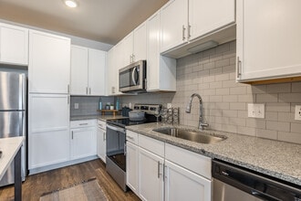 Novo Stockbridge in Stockbridge, GA - Foto de edificio - Interior Photo