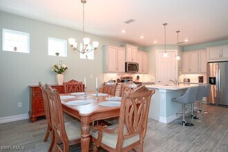 16551 Crescent Beach Way in Bonita Springs, FL - Building Photo - Building Photo