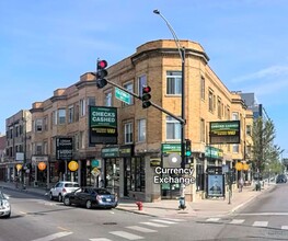 2309 N Milwaukee Ave in Chicago, IL - Foto de edificio - Building Photo