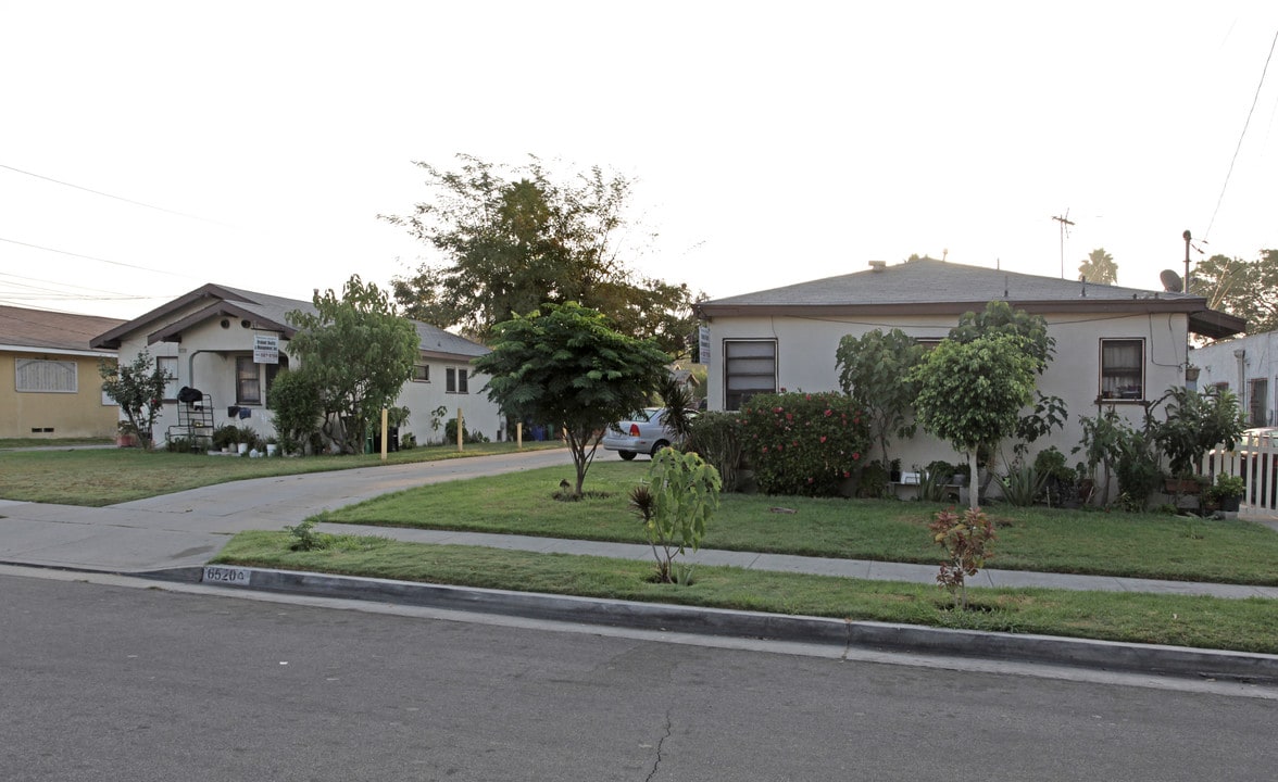 6516-6520 Woodward Ave in Bell, CA - Foto de edificio