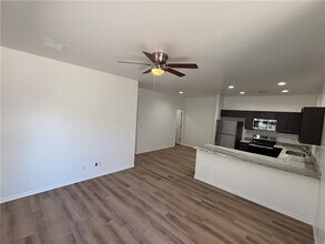 2553 Sycamore Ave in Kingman, AZ - Building Photo - Building Photo