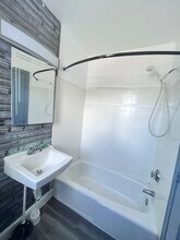 76 Covel St in Fall River, MA - Building Photo - Building Photo