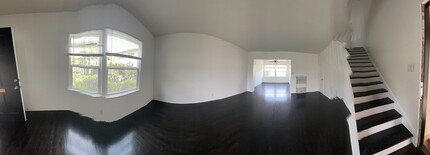 2106 Delaware Ave in Santa Monica, CA - Building Photo - Building Photo