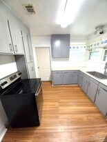 1120 S Old Corry Field Rd in Pensacola, FL - Building Photo