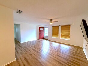 4519 Onaway Ridge Pl in Sarasota, FL - Building Photo - Building Photo