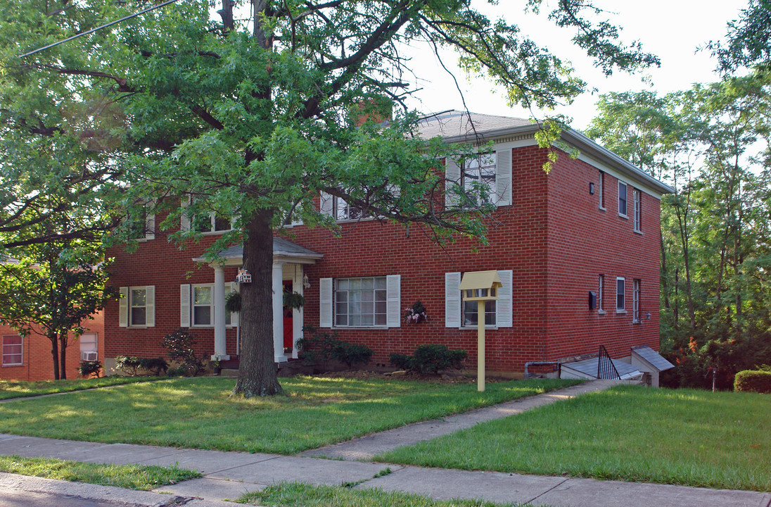 40 Hollywoods Dr in Fort Thomas, KY - Building Photo