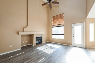 7648 Lookout Hill St in Las Vegas, NV - Building Photo - Building Photo