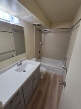 855 Makahiki Way in Honolulu, HI - Building Photo - Building Photo