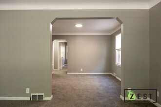5235 Chatsworth St-Unit -5235 Lower in Detroit, MI - Building Photo - Building Photo