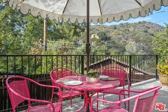 21549 Summit Trail in Topanga, CA - Building Photo - Building Photo