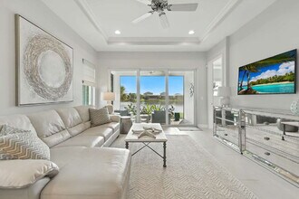9020 Mayreau Wy in Naples, FL - Building Photo - Building Photo