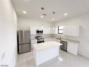 4402 NW 34th Terrace in Cape Coral, FL - Building Photo - Building Photo