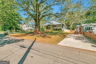 3573 Orchard Cir in Decatur, GA - Building Photo - Building Photo