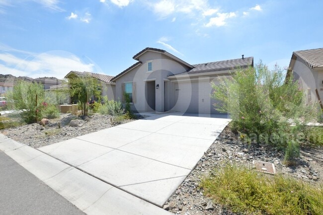 property at 9114 S 167th Dr