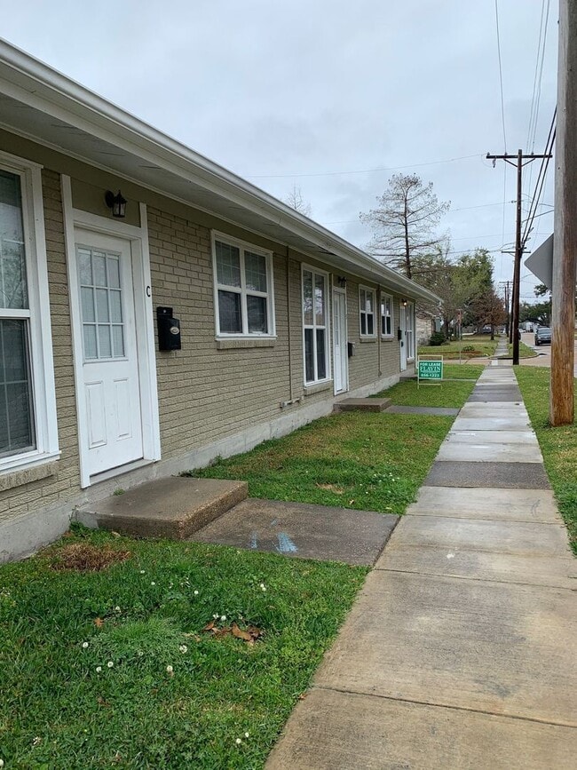 property at 305 Woodruff