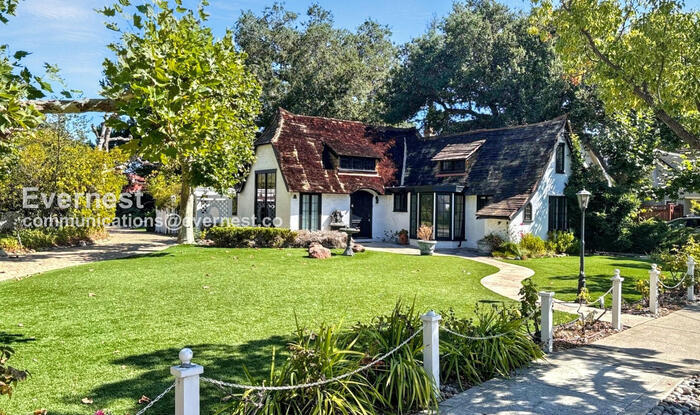 16751 Magneson Loop in Los Gatos, CA - Building Photo