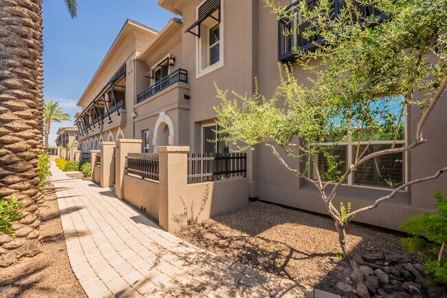 property at 6565 E Thomas Rd