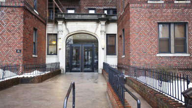 250 ocean parkway in Brooklyn, NY - Building Photo - Building Photo