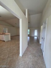 6135 Higgins Ave in Ft. Myers, FL - Building Photo - Building Photo
