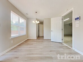 405 Tori Dr in Winder, GA - Building Photo - Building Photo