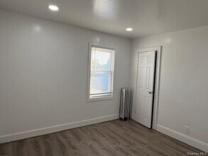 243-12 144th Ave in Queens, NY - Building Photo - Building Photo