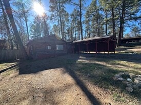 90 W Texas St in Ruidoso, NM - Building Photo