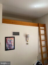325 S Juniper St in Philadelphia, PA - Building Photo - Building Photo