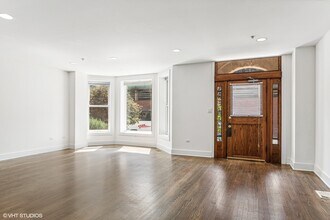 3639 N Sheffield Ave in Chicago, IL - Building Photo - Building Photo
