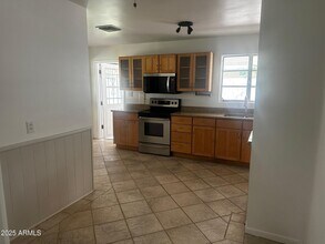 4238 E Pinchot Ave in Phoenix, AZ - Building Photo - Building Photo