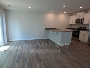 5132 Hyrule Dr in Charlotte, NC - Building Photo - Building Photo