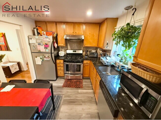 30 Oxford Cir in Belmont, MA - Building Photo - Building Photo