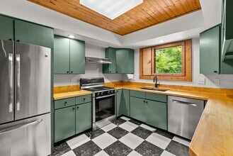 281 Nettleton Hollow Rd in Washington, CT - Building Photo - Building Photo