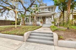 215 S Howard Ave, Unit C in Tampa, FL - Building Photo