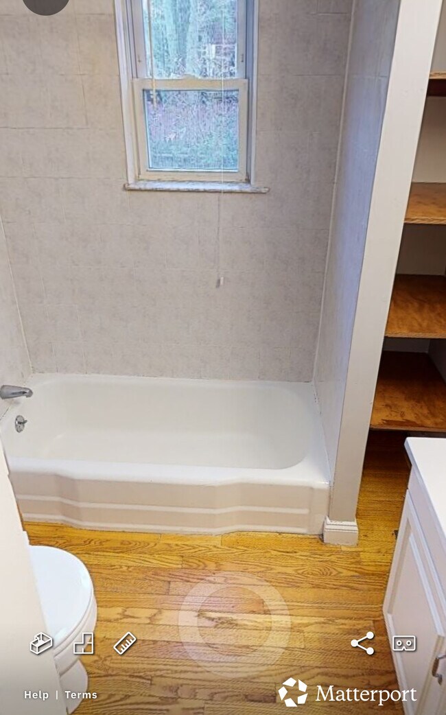 571 Franklin St in Cambridge, MA - Building Photo - Building Photo